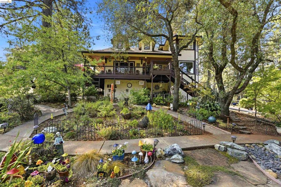 Property photo for 2360 Secret Ravine Trail, Cool, CA