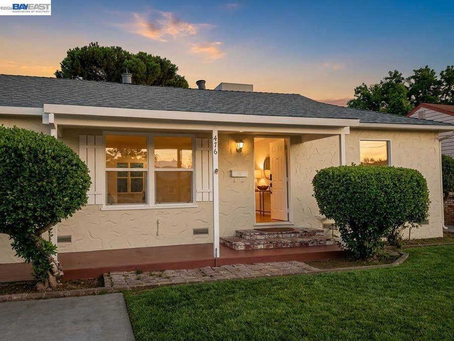 Property photo for 476 E Barrymore St, Stockton, CA