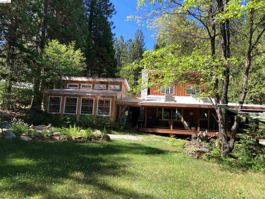 Property photo for 2495 Hangtree Trail, Arnold, CA