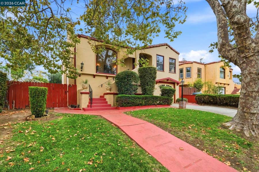 Property photo for 161 Viewmont Ave, Vallejo, CA