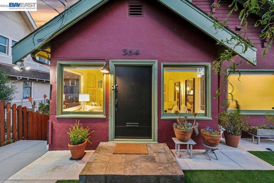 Property photo for 364 Lester Ave, Oakland, CA