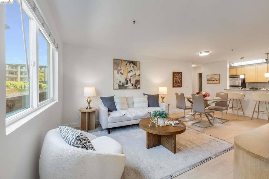 Property photo for 6400 Christie Ave, #4118, Emeryville, CA