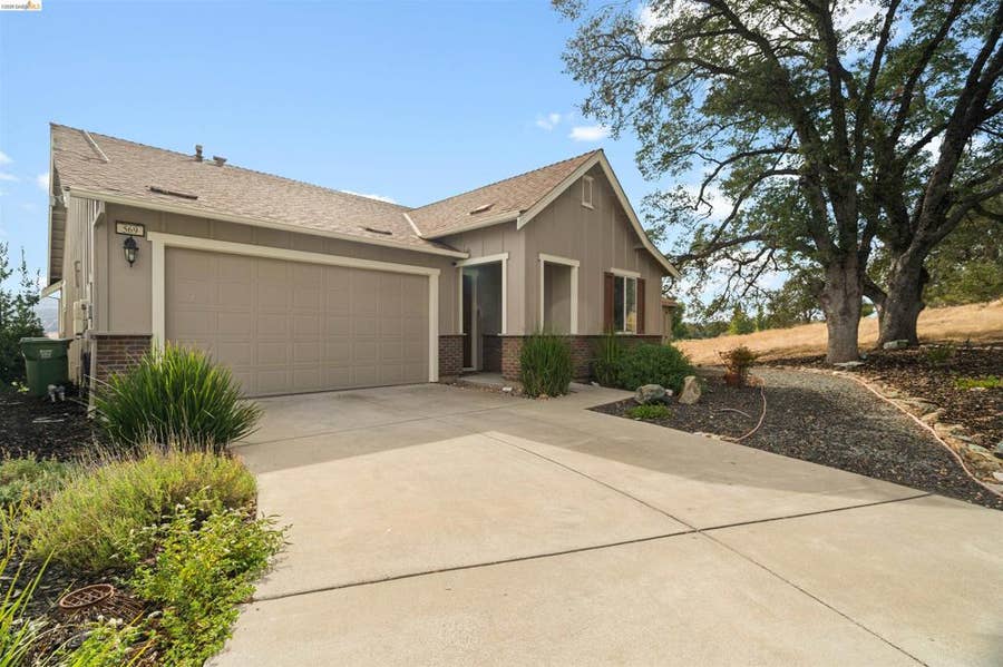 Property photo for 569 Spyglass Cir, Angels Camp, CA