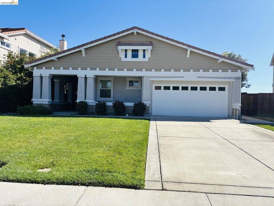 Property photo for 2440 Berkshire Ln, Brentwood, CA