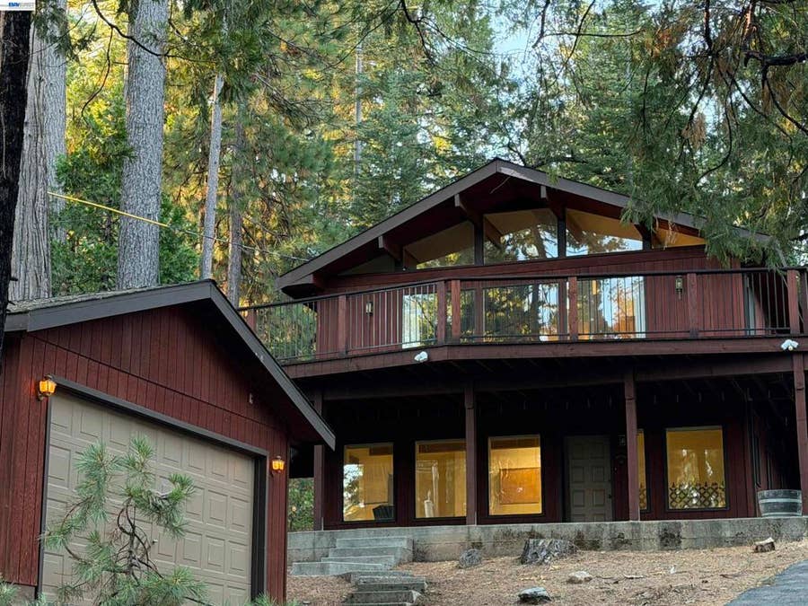 Property photo for 3311 Gold Hill Cir, Arnold, CA
