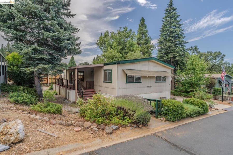Property photo for 158 Three Fingered Jack, Murphys, CA