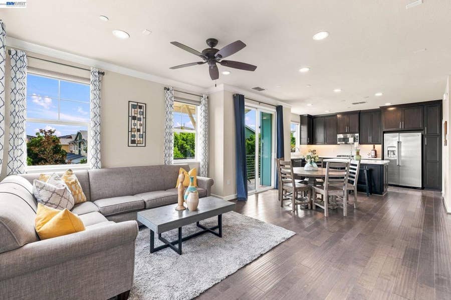 Property photo for 347 Basswood Cmn, #6, Livermore, CA