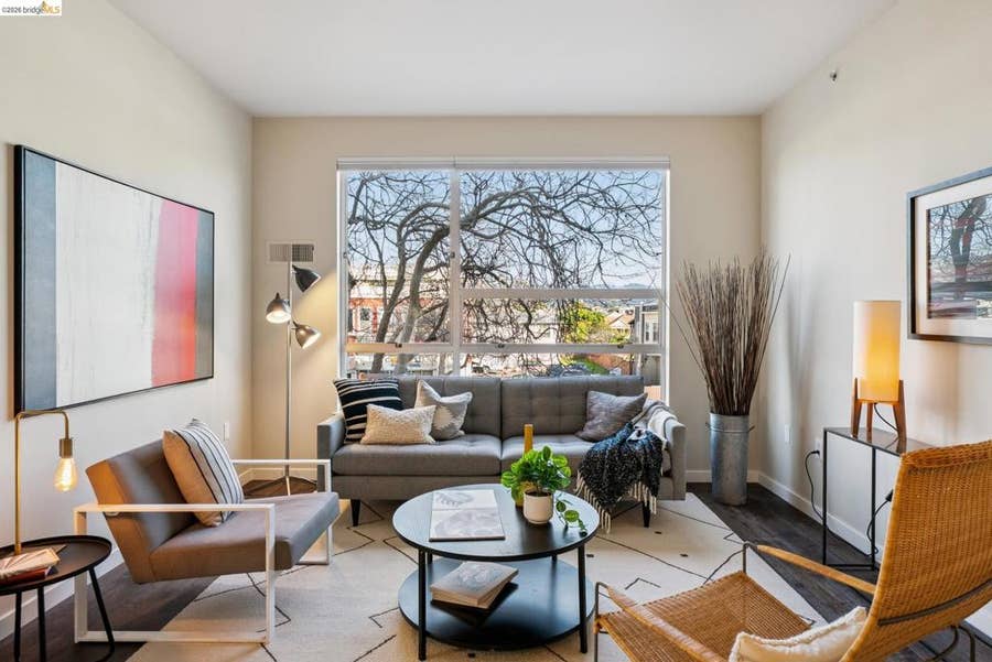 Property photo for 6465 San Pablo Ave, #203, Oakland, CA