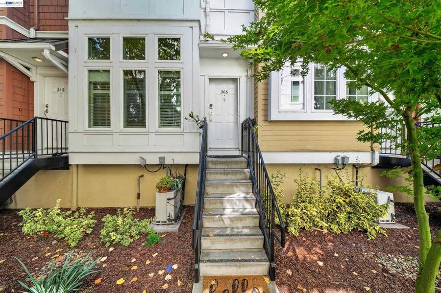 Property photo for 206 Grayson Ter, San Jose, CA