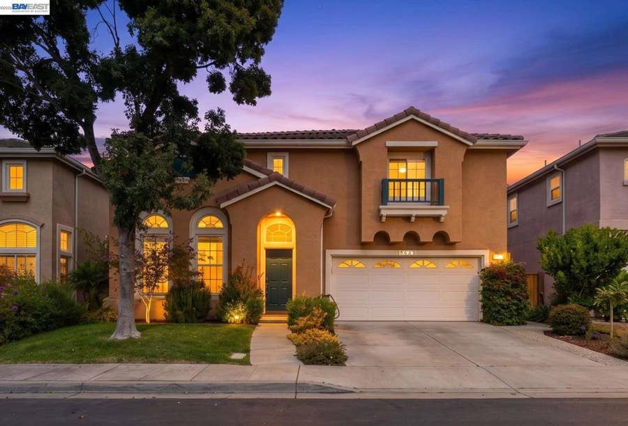 Property photo for 15632 Baypoint Ave, San Leandro, CA