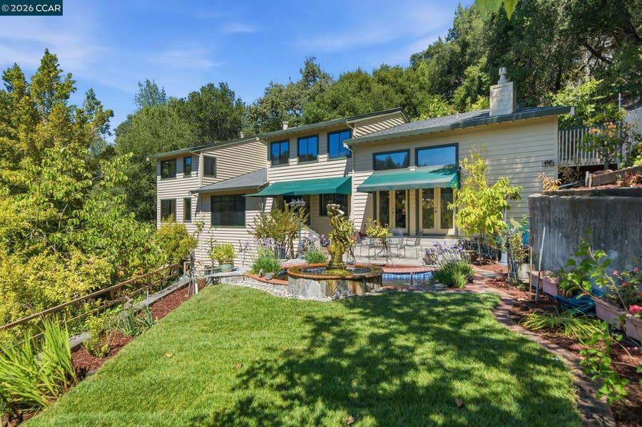 Property photo for 39 Mira Loma Rd, Orinda, CA