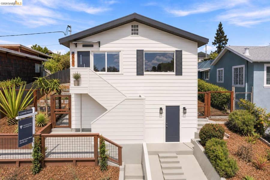 Property photo for 3701 Green Acre Rd, Oakland, CA