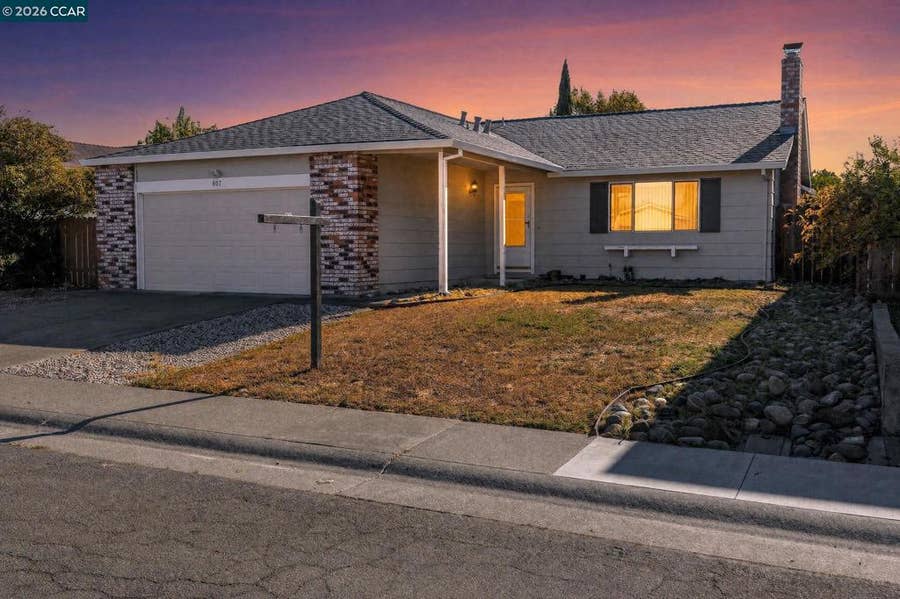 Property photo for 807 Scoter Way, Suisun City, CA