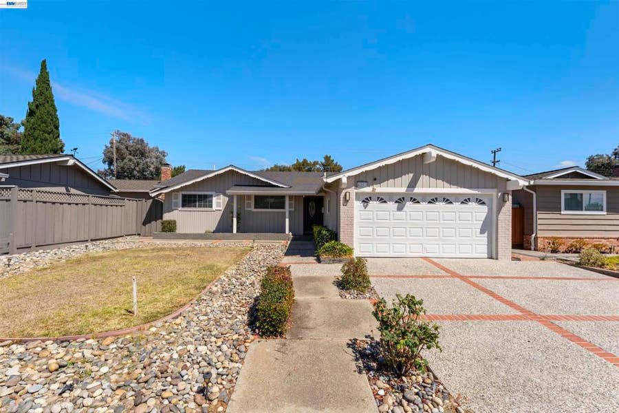 Property photo for 4852 Regents Park Ln, Fremont, CA