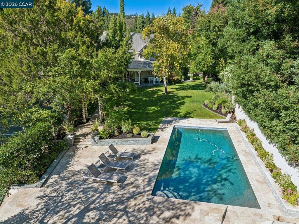 1232 Rose Ln, Lafayette, CA 94549