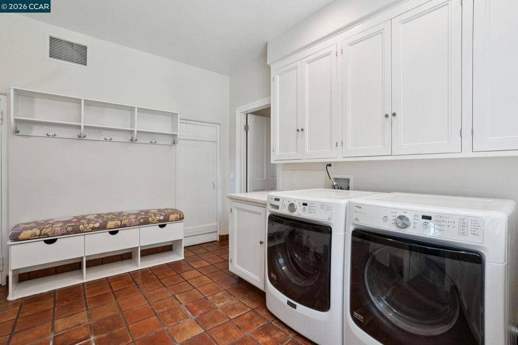 1232 Rose Ln, Lafayette, CA 94549