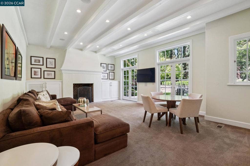 1232 Rose Ln, Lafayette, CA 94549
