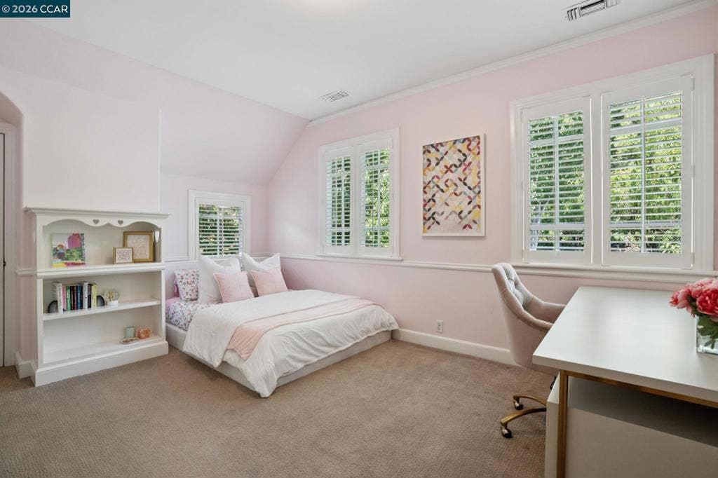 1232 Rose Ln, Lafayette, CA 94549