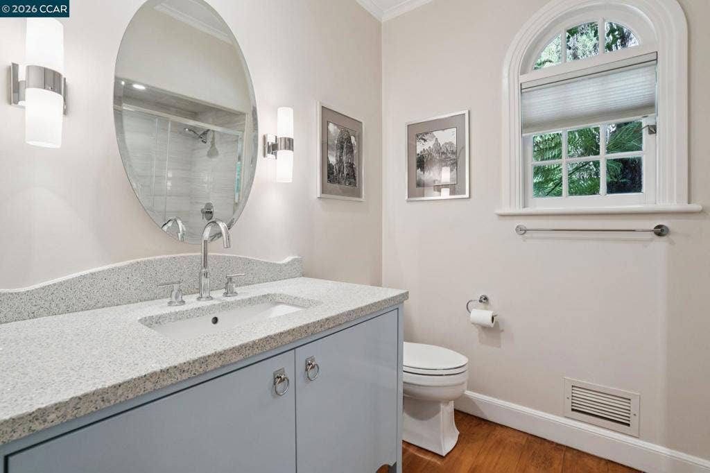 1232 Rose Ln, Lafayette, CA 94549