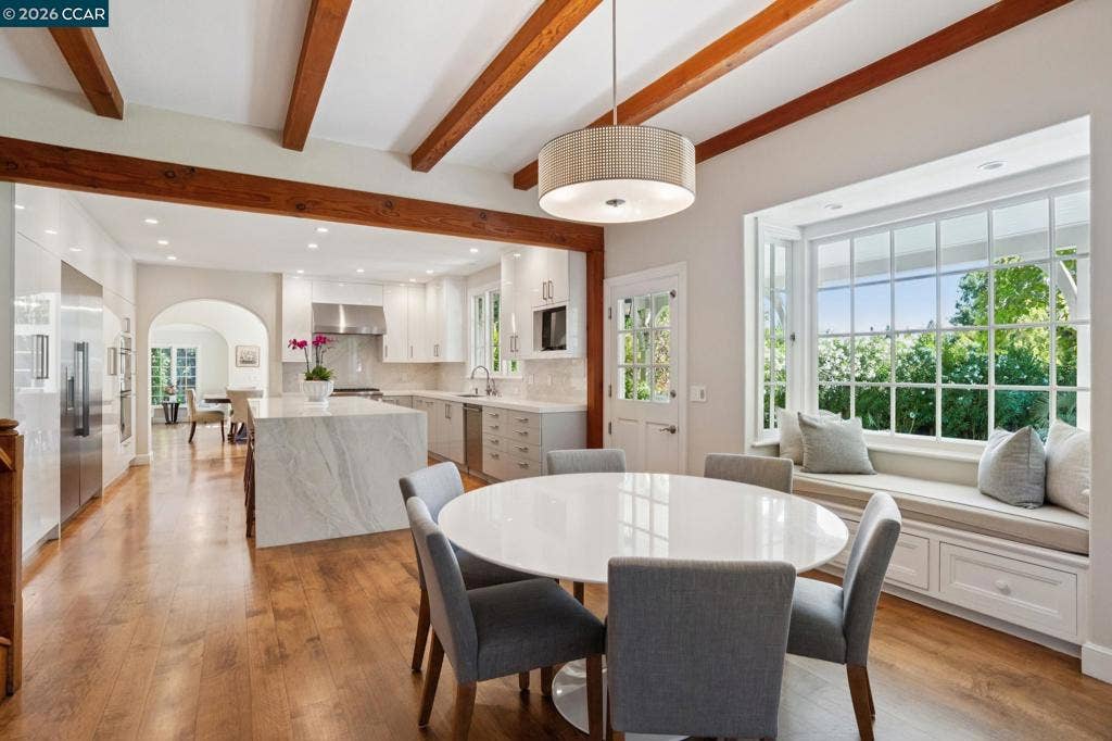 1232 Rose Ln, Lafayette, CA 94549