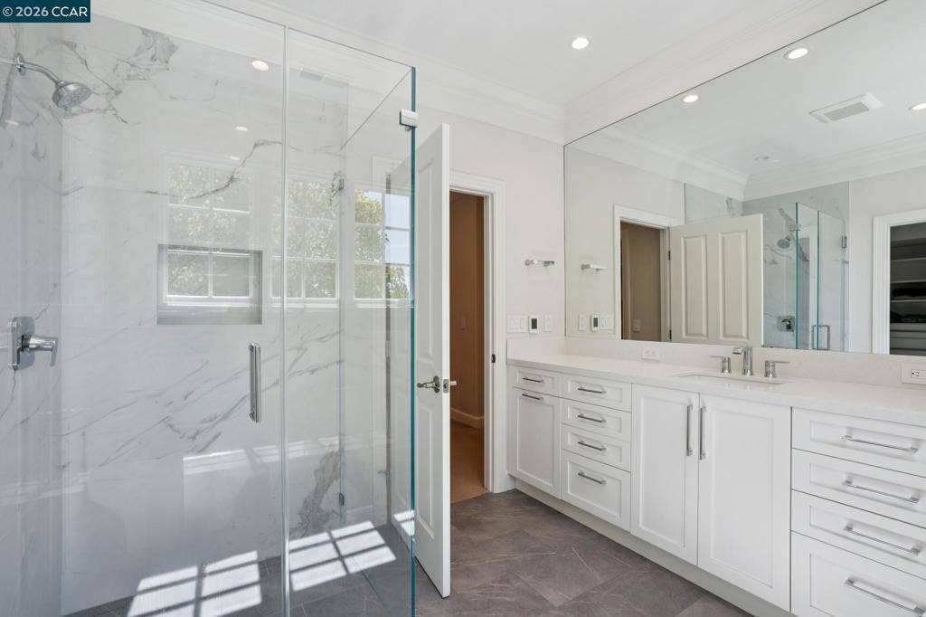 1232 Rose Ln, Lafayette, CA 94549