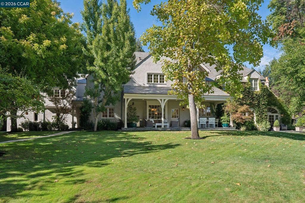 1232 Rose Ln, Lafayette, CA 94549