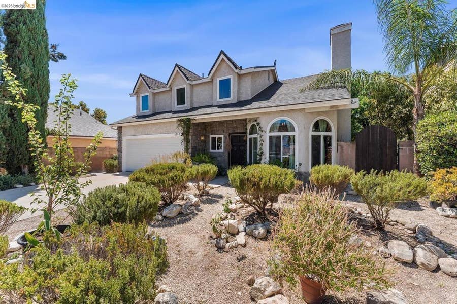 Property photo for 11707 Garrick AVE, Sylmar, CA