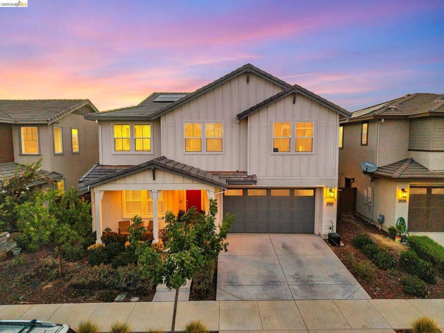 Property photo for 2521 Elan Pl, Fairfield, CA