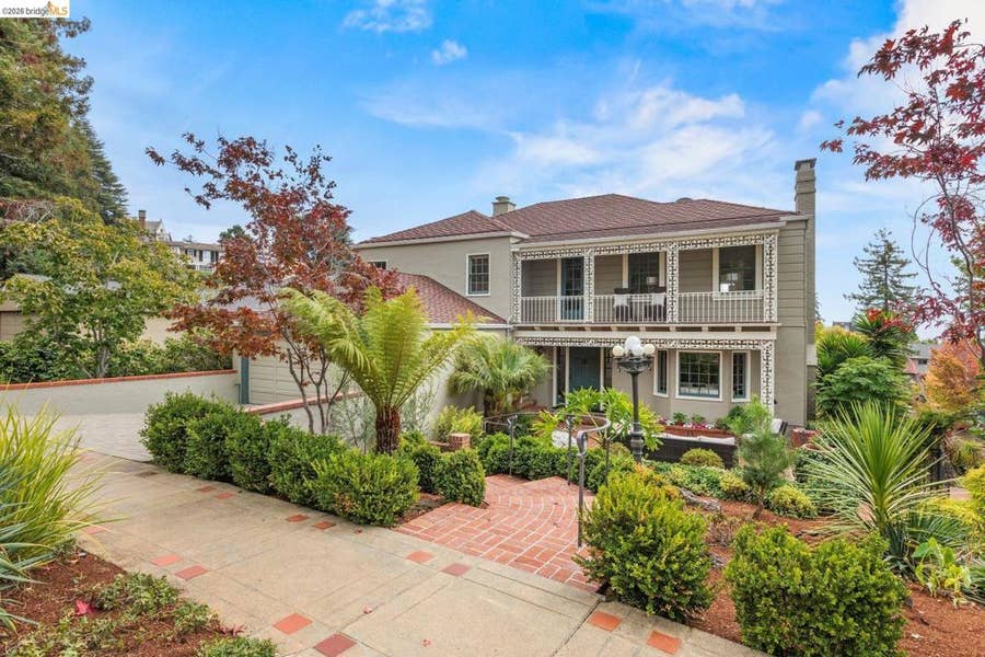 Property photo for 21 Selborne Drive, Piedmont, CA