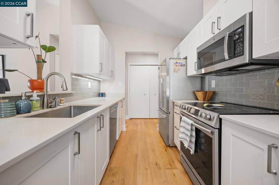 Property photo for 158 Bayside Court, Richmond, CA