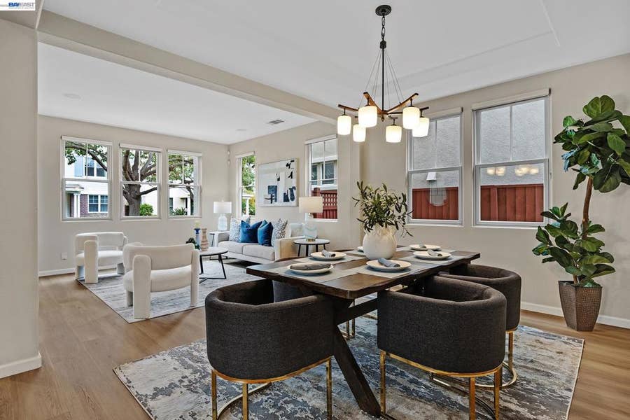 Property photo for 380 Tucker Ave, Alameda, CA