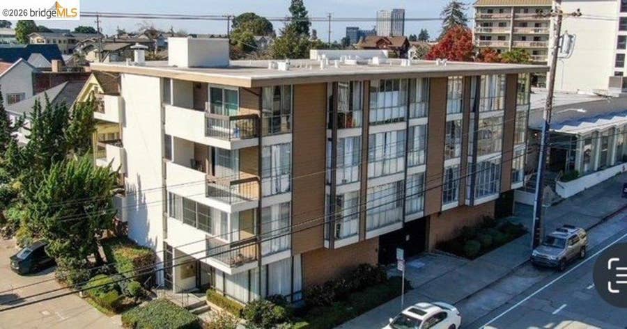 Property photo for 4099 Howe St, #102, Oakland, CA
