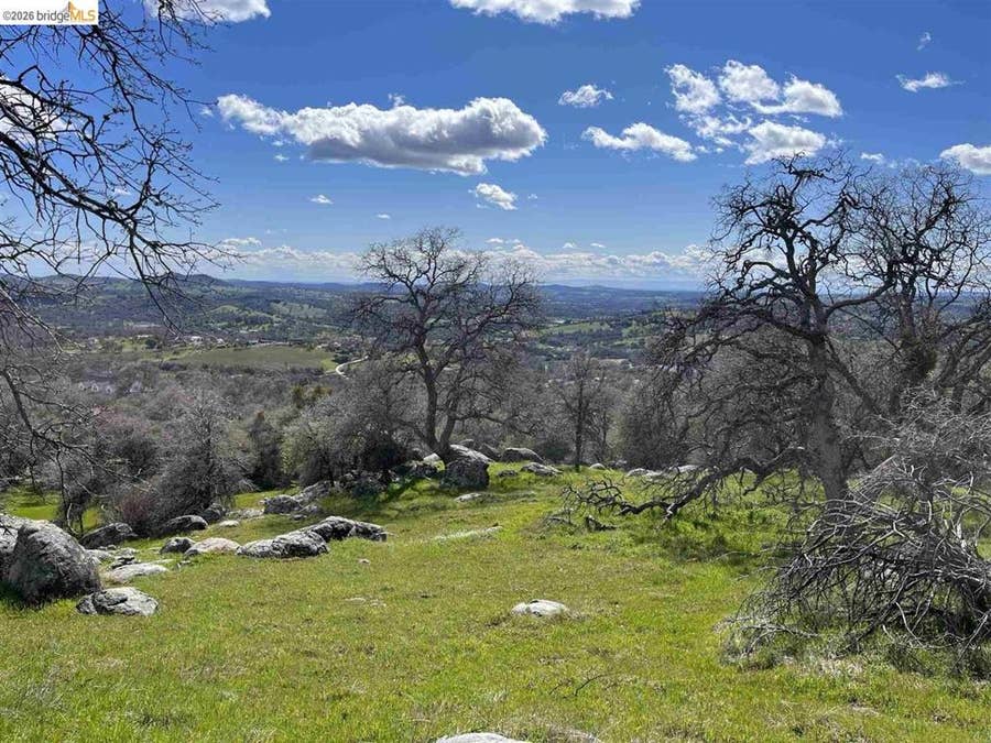 Property photo for 18351 Olov, Sonora, CA