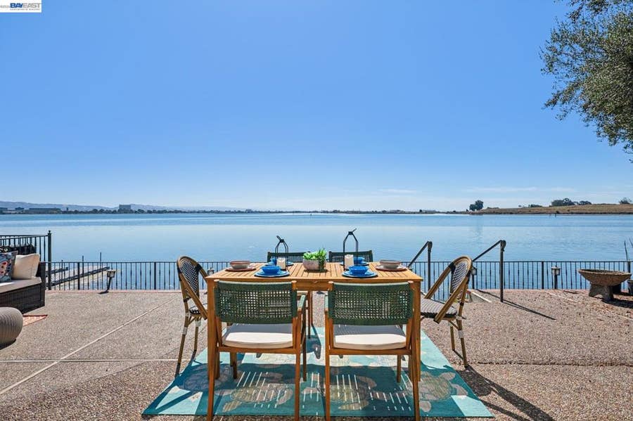 Property photo for 1312 Eastshore Dr, Alameda, CA