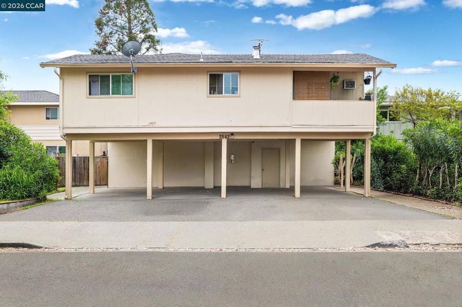 Property photo for 2542 Camara Cir, Concord, CA