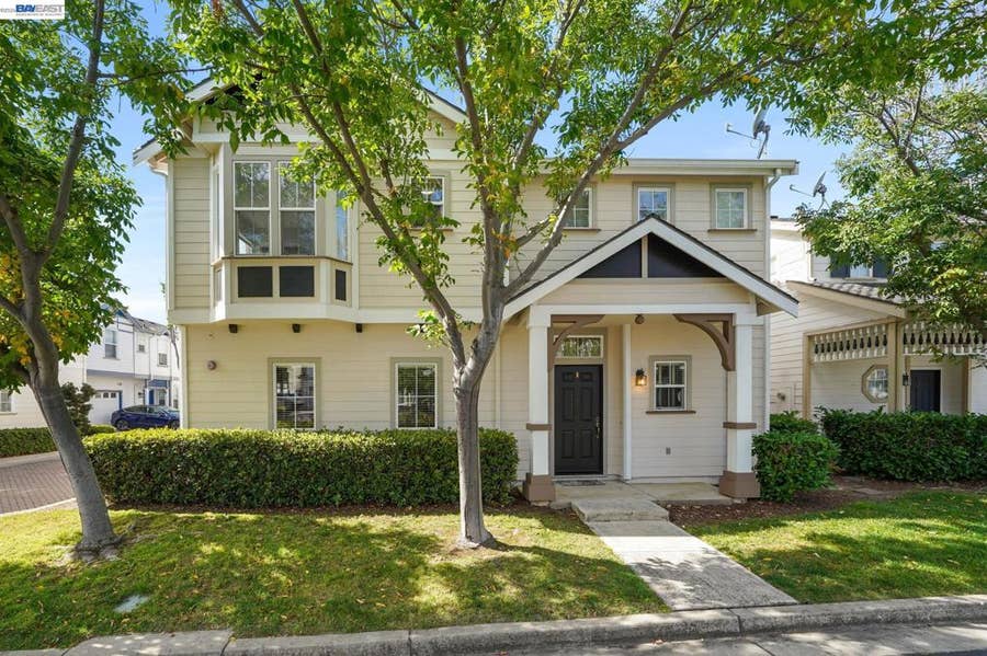 Property photo for 7318 Carter Ave, Newark, CA