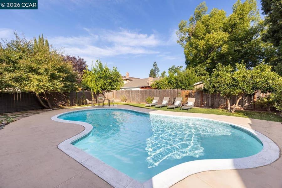 Property photo for 2225 Sierra Ct, Concord, CA