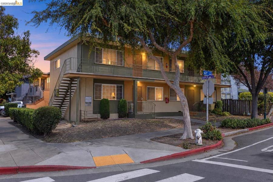 Property photo for 1298 63Rd St, Emeryville, CA