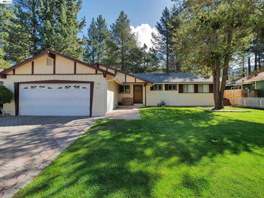 Property photo for 1423 Rancho Way, South Lake Tahoe, CA