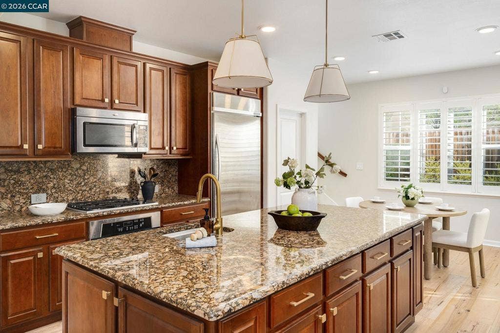 5045 Campion Dr, San Ramon, CA 94582