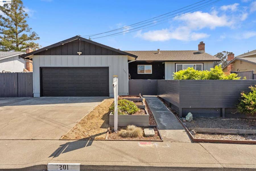 Property photo for 1201 Belfair Dr, Pinole, CA