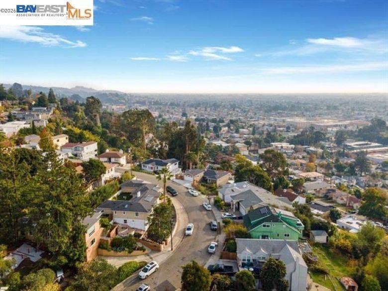 Property photo for 6338 Buena Ventura Ave, Oakland, CA