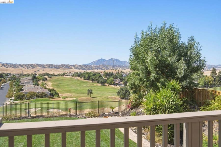 Property photo for 171 E Country Club Dr, Brentwood, CA