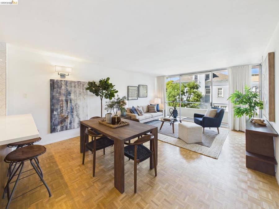 Property photo for 320 Lee St, #303, Oakland, CA