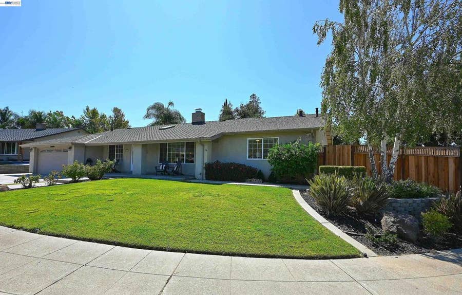 Property photo for 1147 Lomitas Ave, Livermore, CA