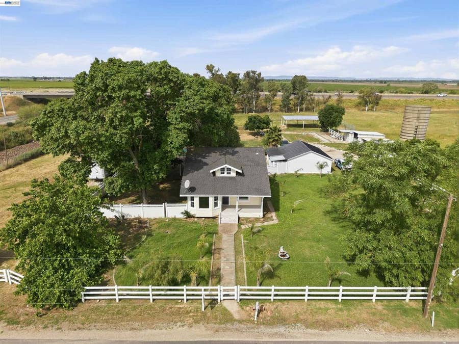 Property photo for 3015 Point Pleasant Rd, Elk Grove, CA