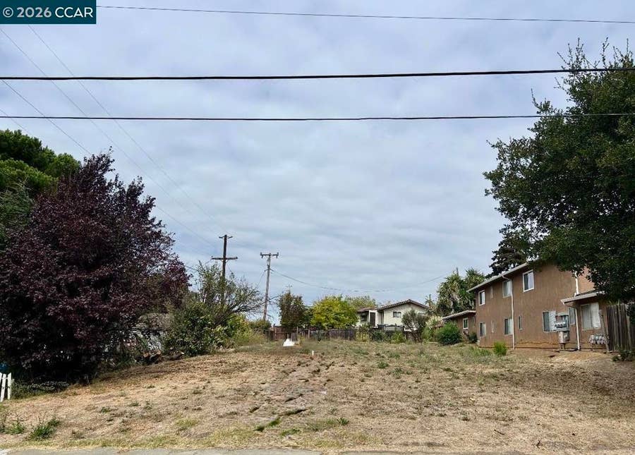 Property photo for 380 Washington Street, Vallejo, CA