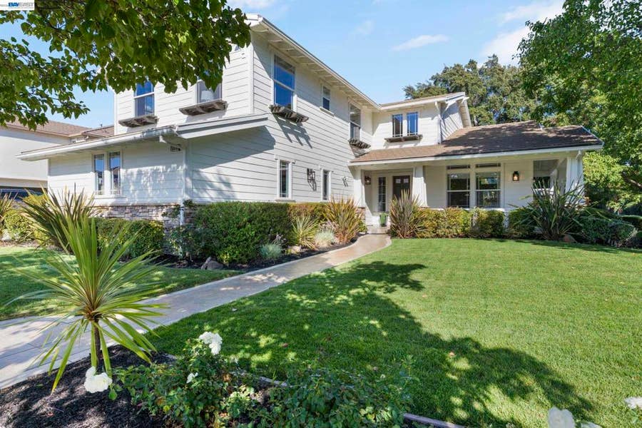 Property photo for 5510 Calico Ln, Pleasanton, CA