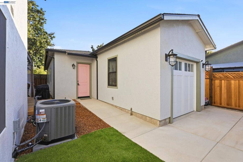 2633 Regent Rd, Livermore, CA 94550 2633 Regent Rd, Livermore, CA 94550