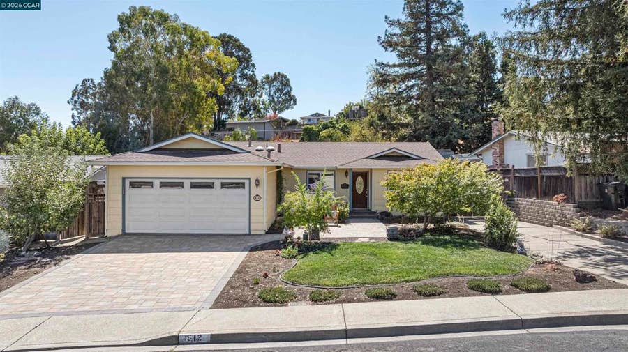 Property photo for 912 Marie Ave, Martinez, CA